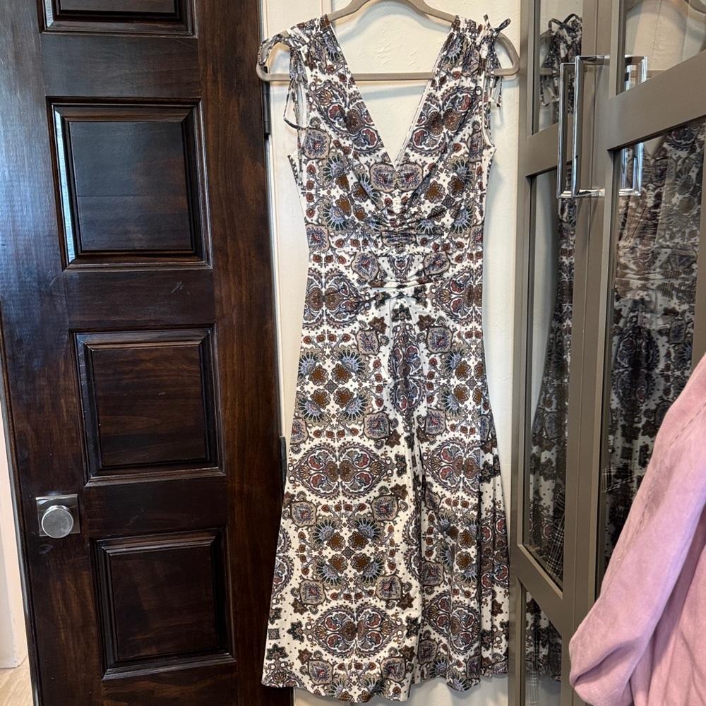 Veronica Beard White And Brown Patterned Midi Dre… - image 1